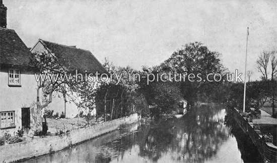The River Blackwater, Coggershall, Essex. c.1904